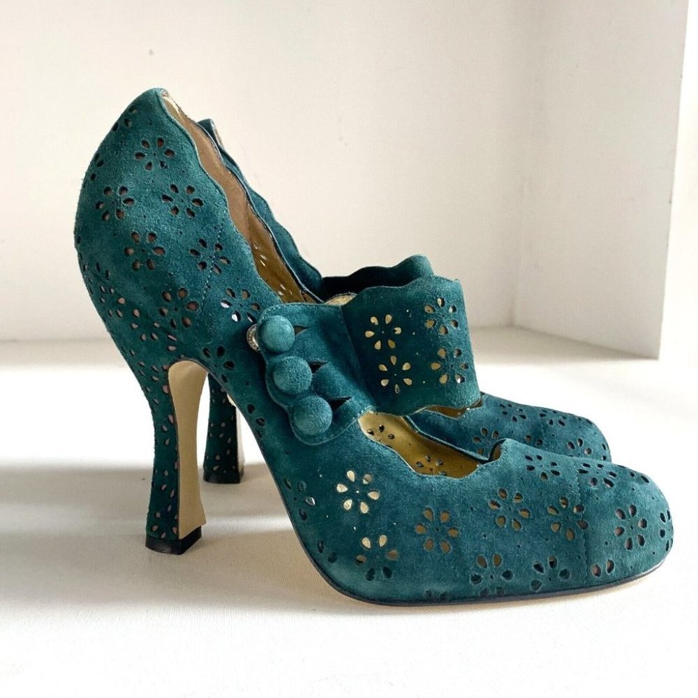 Brand NEW Hale Bob Emerald Green Leather Laser Cut MAry JAne High Heels 9.5M